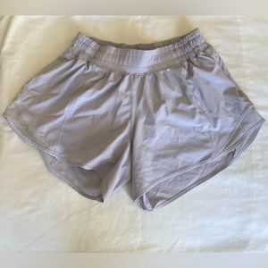 lulu hotty hot high rise shorts 4 tall!